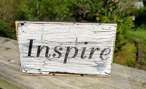 Vintage farmhouse style wooden sign "Inspire" sm
