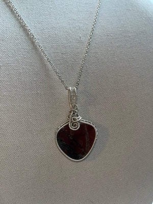 Red Marbled Onyx Heart